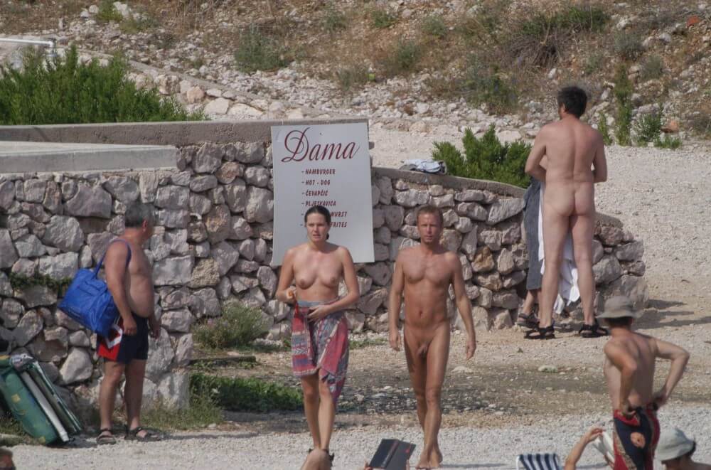 Baska Rock-Wall Path pics - Living with joy and ease as part of the naturist and nudist lifestyle