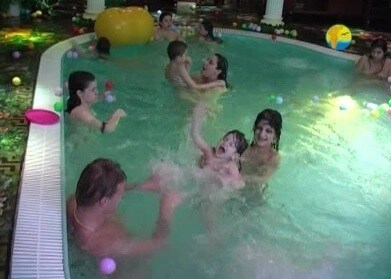 Naturist Freedom: Castle Fantasia - Openness to the world and new ideas is an important quality of naturists