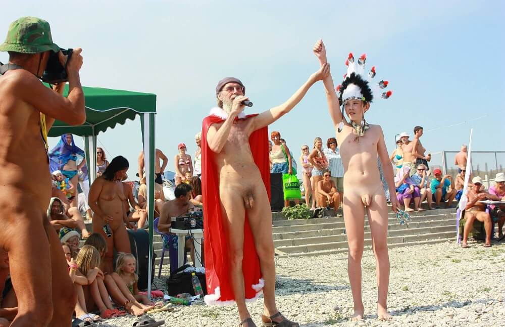 Native Headdress Dance pics - Nudity promotes a better understanding of oneself and ones feelings