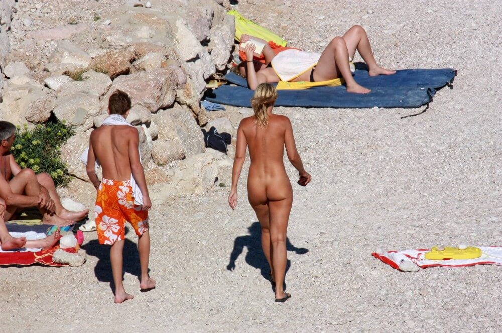European Beach Entrance pics - Taking off ones clothes is a way to strengthen inner harmony