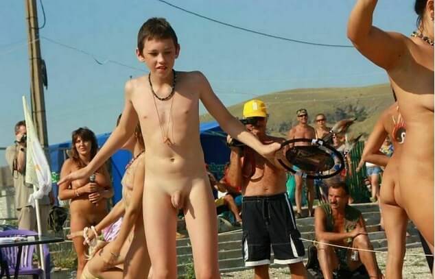 Nudists in Crimea photos - A resort for nature lovers