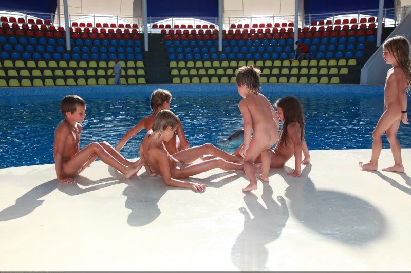 Swimming dolphins photo gallery - The practice of nudism helps overcome insecurities and overcome fears