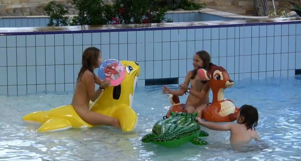 Aqua Extravaganza 1 Full HD - Nudism brings joy to life