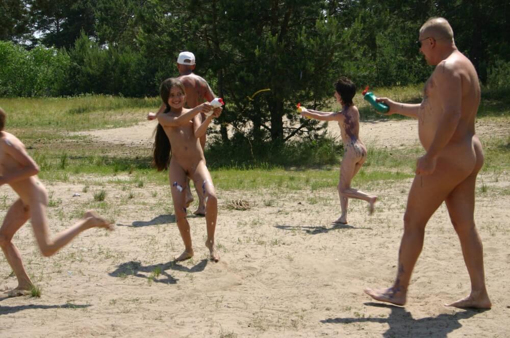 Kiev Group Painting Wild pics - Connoisseurs of naturism choose nature