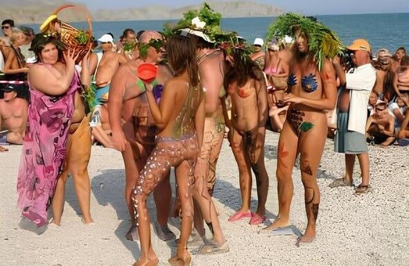 Premium Content # 34 - People in a State of Complete Nudity