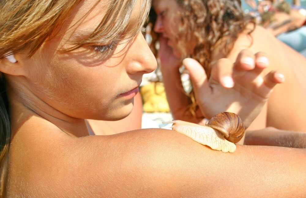 Ulitka Play On the Beach pics - The practice of nudism helps to overcome stereotypes and insecurities
