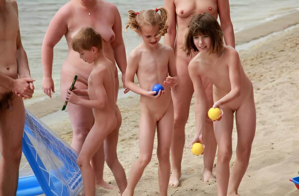 Lezero family games big gallery - It is a philosophy based on trust and respect for the naked body and nature