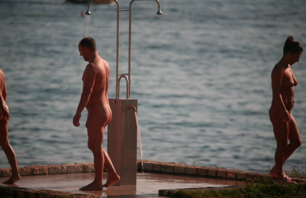 Naturist Shower at Dusk pics - Loyal Followers of the Movement