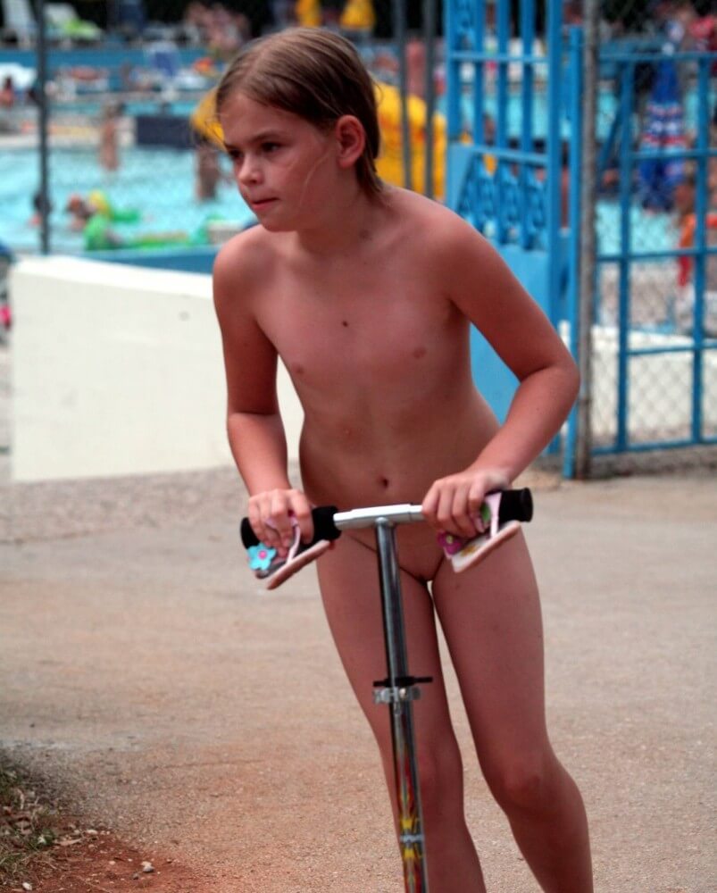 Pool-Side Naturist Scooter pics - Share the philosophy of naturism