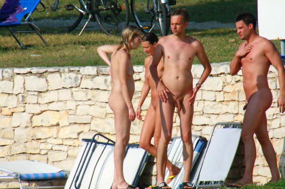 Ula FKK Couples Profile pics - The first step toward home nudism
