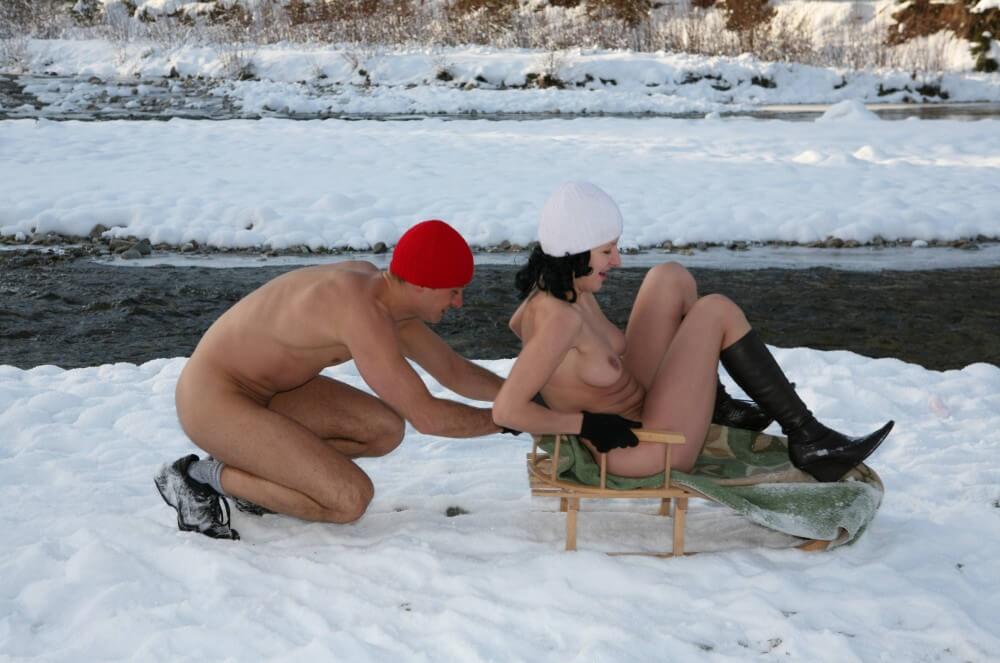 Naturist Girl Snow Day Couples Sled pics - The benefits of naturist vacations