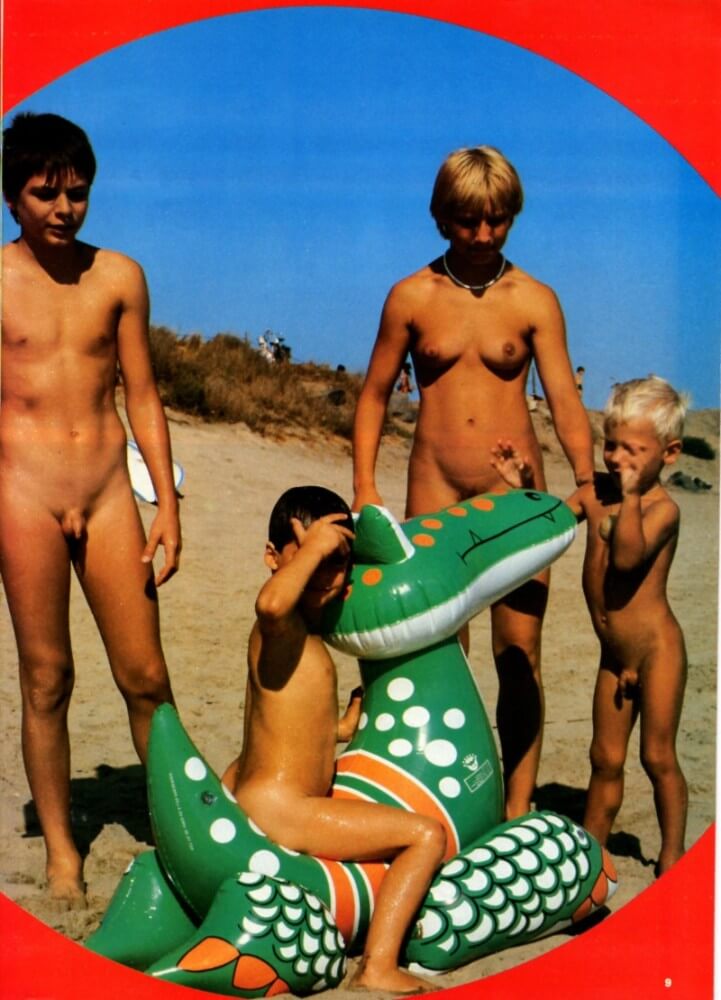 Jung und Frei Nr 15 - A closed community of naturists