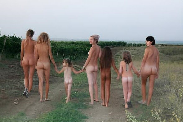 The Vineyard Tour photos - Nudism and naturism as a philosophy of life based on respect and acceptance