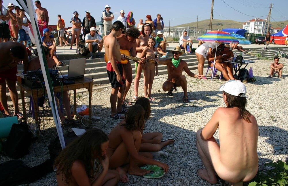 Nude Party By The Steps pics - Naturism teaches us to appreciate the present and to be honest with ourselves and others