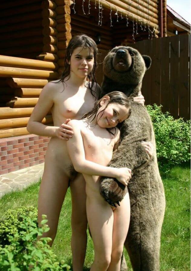 Naturism photo gallery # 57 - Nudity is seen as a natural and beautiful aspect of life