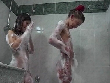 Naturistin: Rain Holiday 4 - For naturists, nudity is part of natural existence
