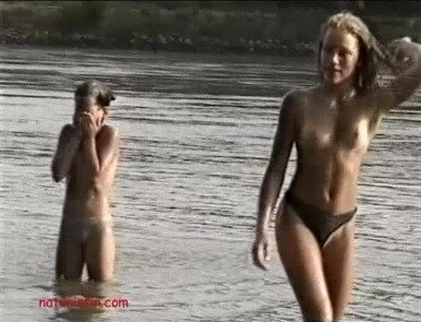 Naturistin: Dirty Girls - People who participate in nude recreation seek psychological comfort