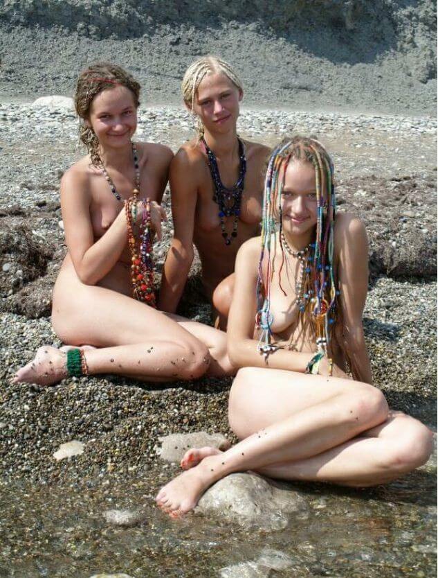 Naturism photo gallery # 49 - Being naked helps one feel a sense of freedom