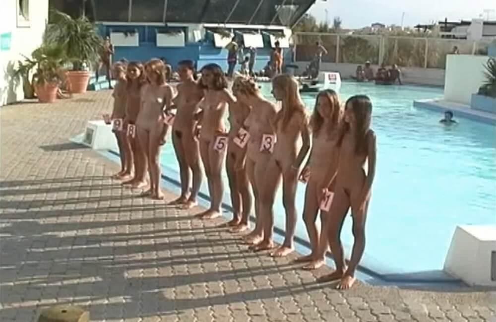 Miss Teen JR. Pageants # 15 video Sunat Natplus HD - In naturism, people are equal regardless of circumstances